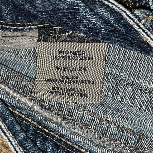 Silver Jeans - Picture 2 of 3